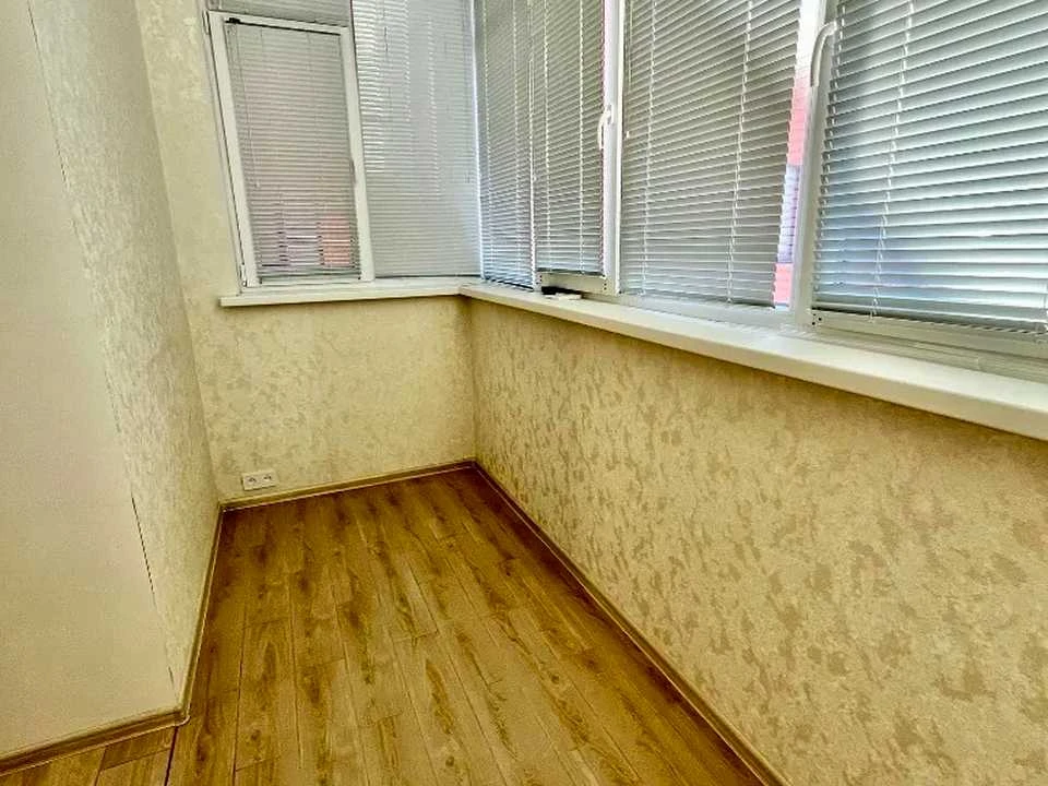 Apartment. Dnipro, Zaporizhse Shose