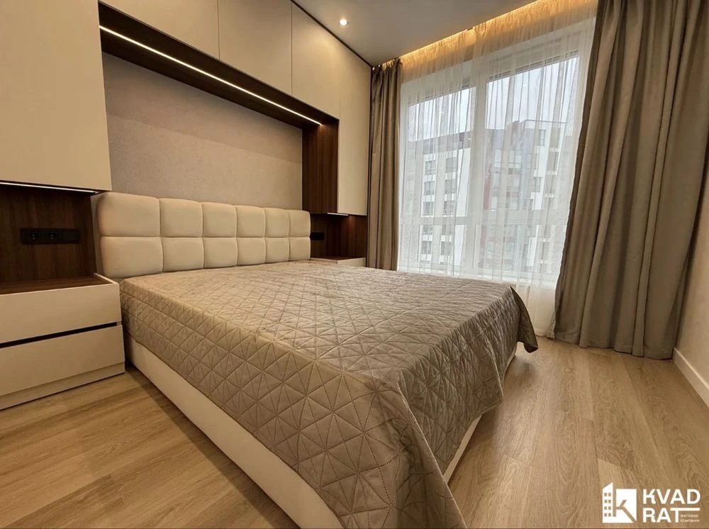 Luxury 1.5 room apartment in the "Knyzhyn" residential complex