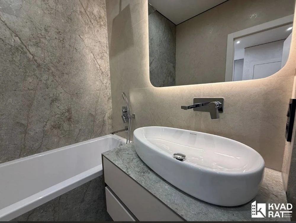 Luxury 1.5 room apartment in the "Knyzhyn" residential complex