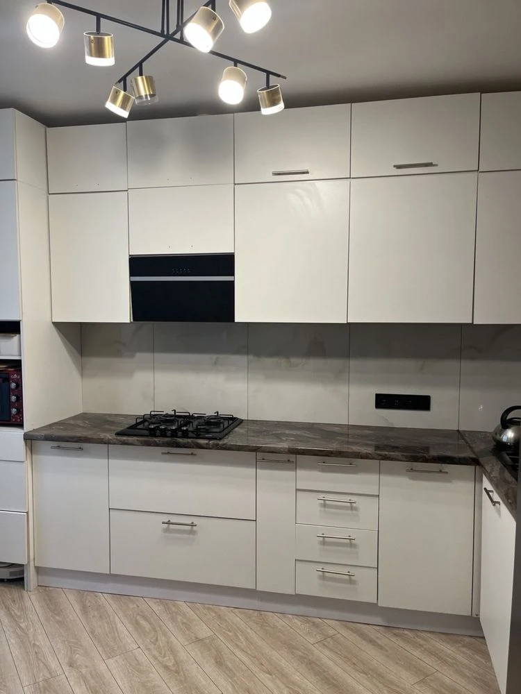 Apartment for sale: 2-bedroom apartment in a new building in Uzhhorod