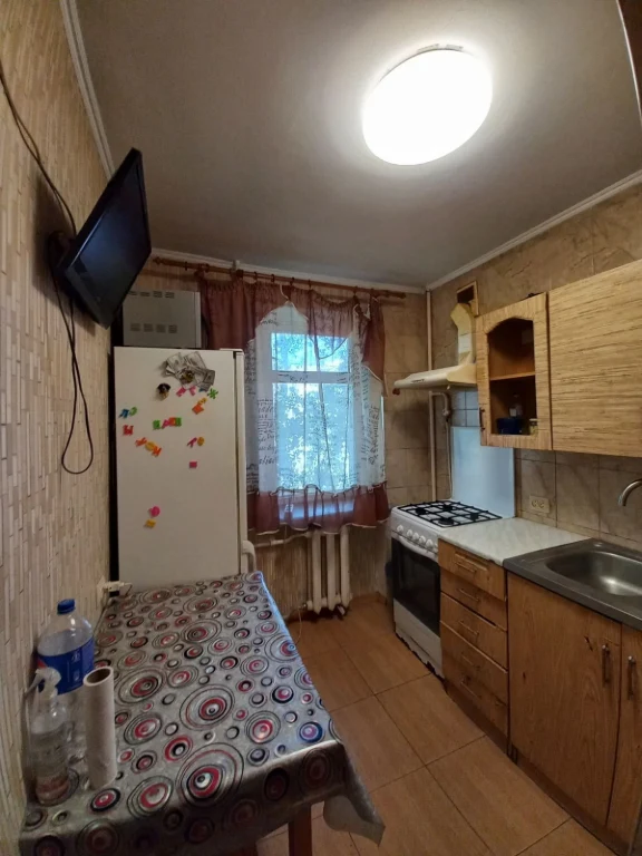 Продам 1 ком квартиру на Затонского