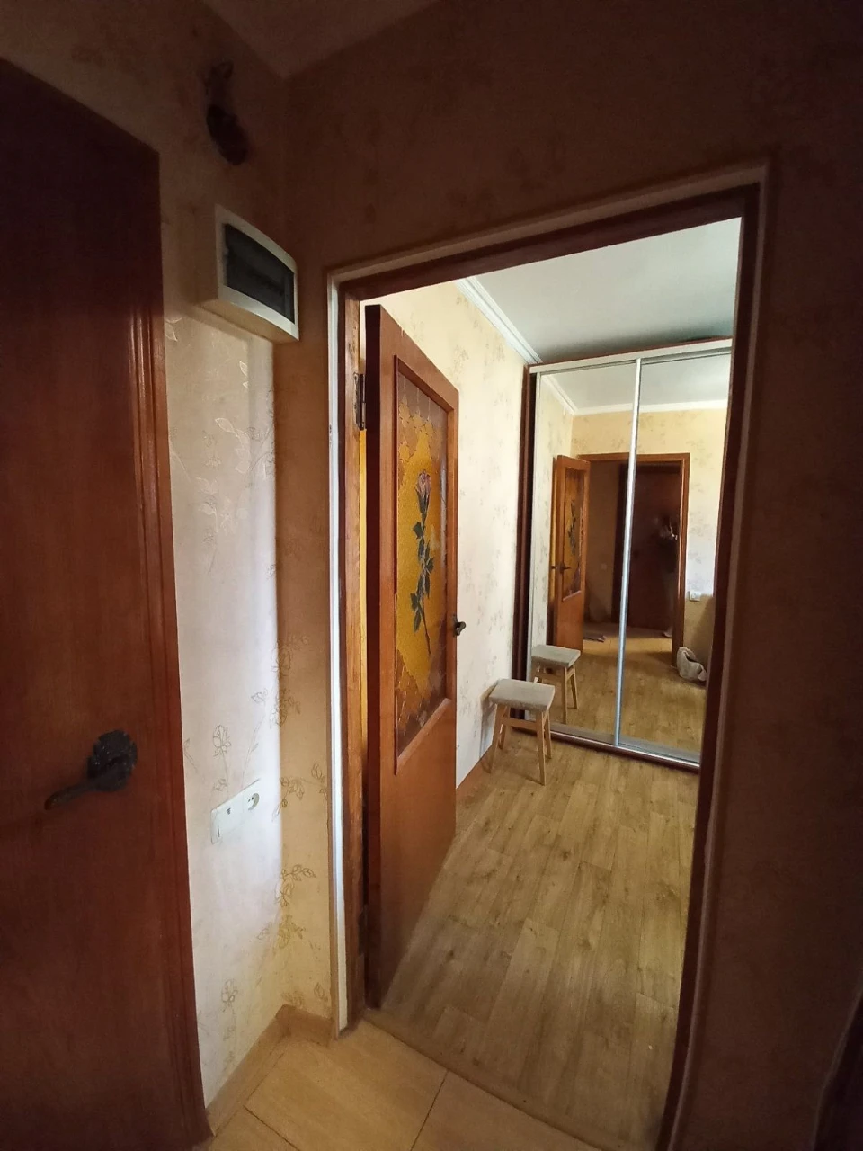 Продам 1 ком квартиру на Затонского