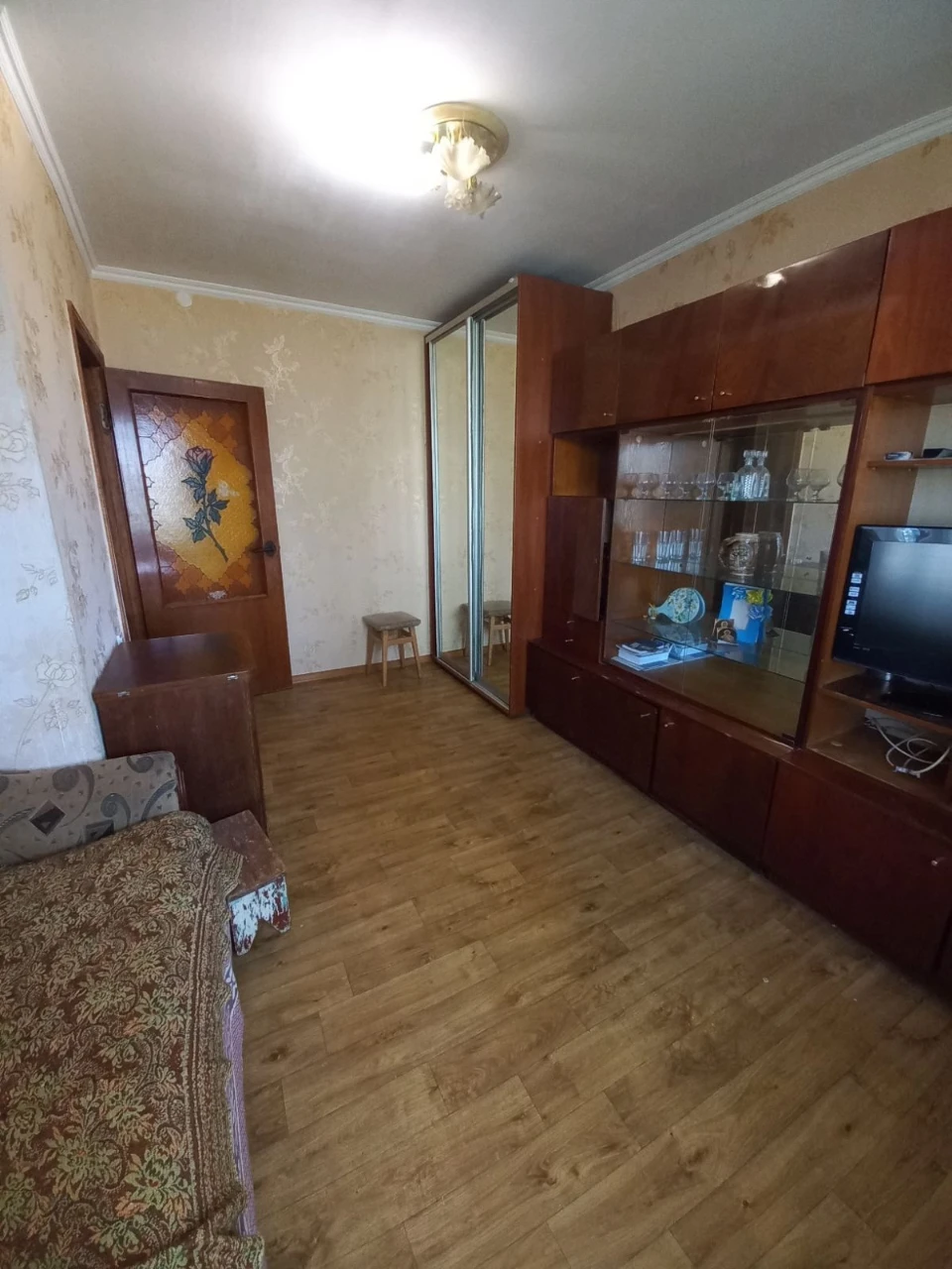 Продам 1 ком квартиру на Затонского
