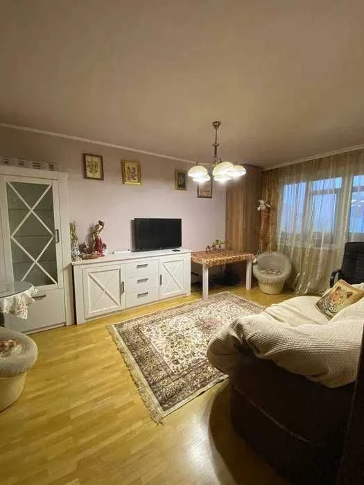4-room apartment for sale in the Rostov district of Alekseevka.