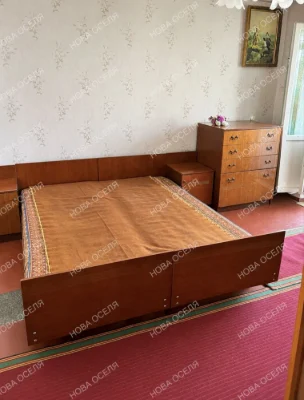 Продається 4-кімнатна квартира в цегляному будинку! Оригінальна квартира!