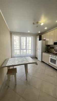 Продам 1к квартиру з ремонтом Кришталеві Джерела Метрологічн