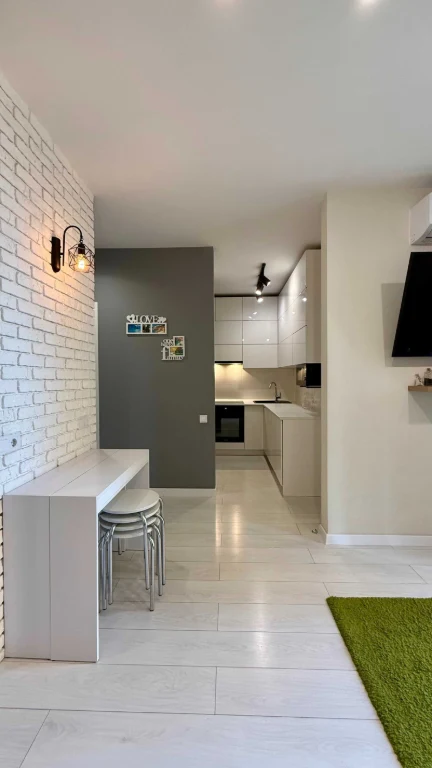 • EURO-TWO-ROOM apartment for sale in the "Yaskravy" residential complex, Street Family