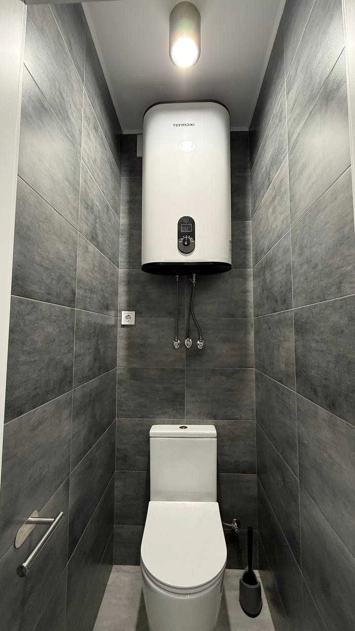 • EURO-TWO-ROOM apartment for sale in the "Yaskravy" residential complex, Street Family