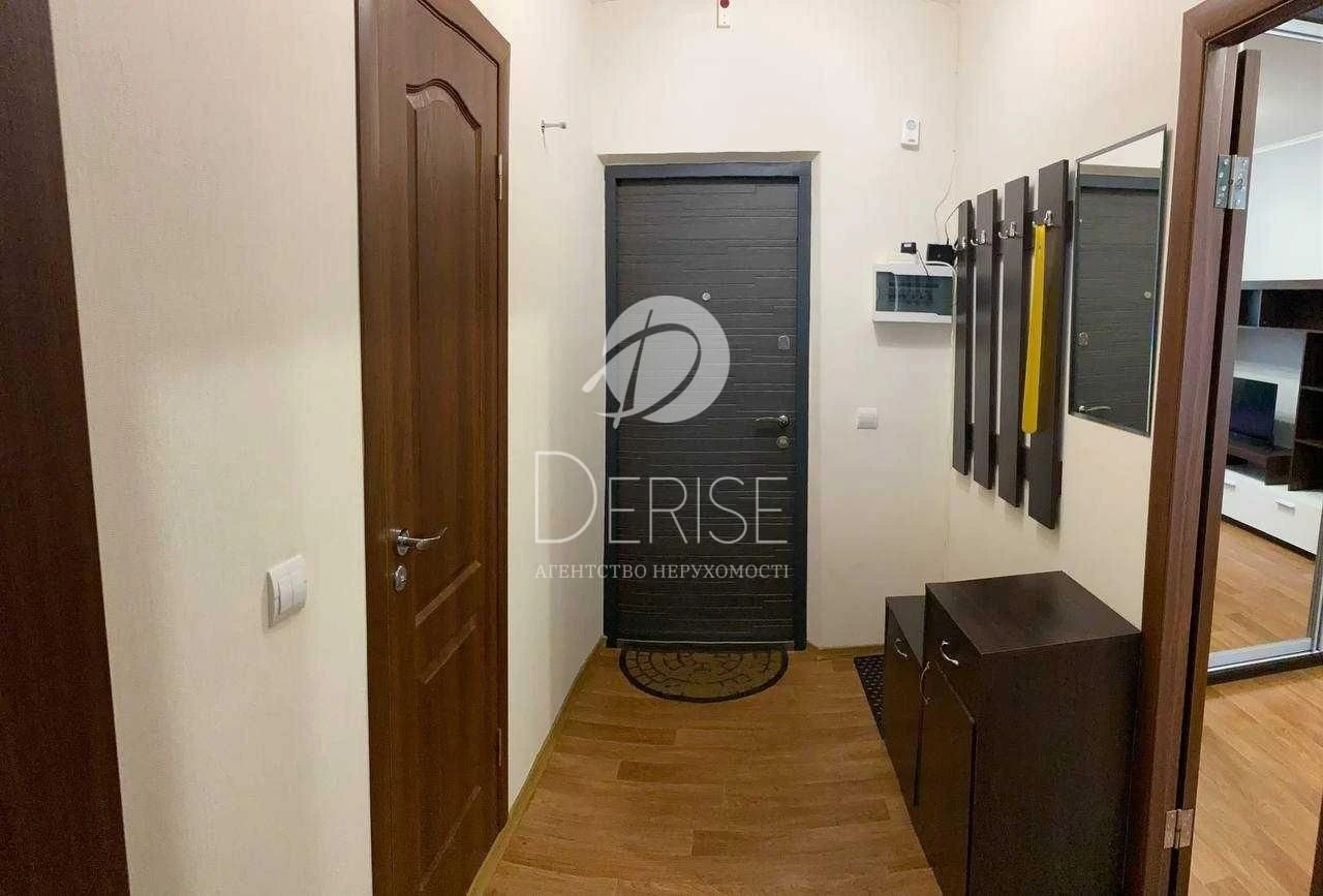 Продам 1к квартиру. Київ, ЖК "Патріотіка", метро Осокорки, П