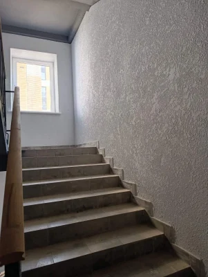 Cozy 2-room apartment on the 4th floor near the park. Closed territory