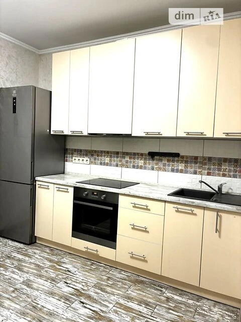 Довгострокова оренда 2-кімнатній квартири на вул. Ревуцького 40Г • ID