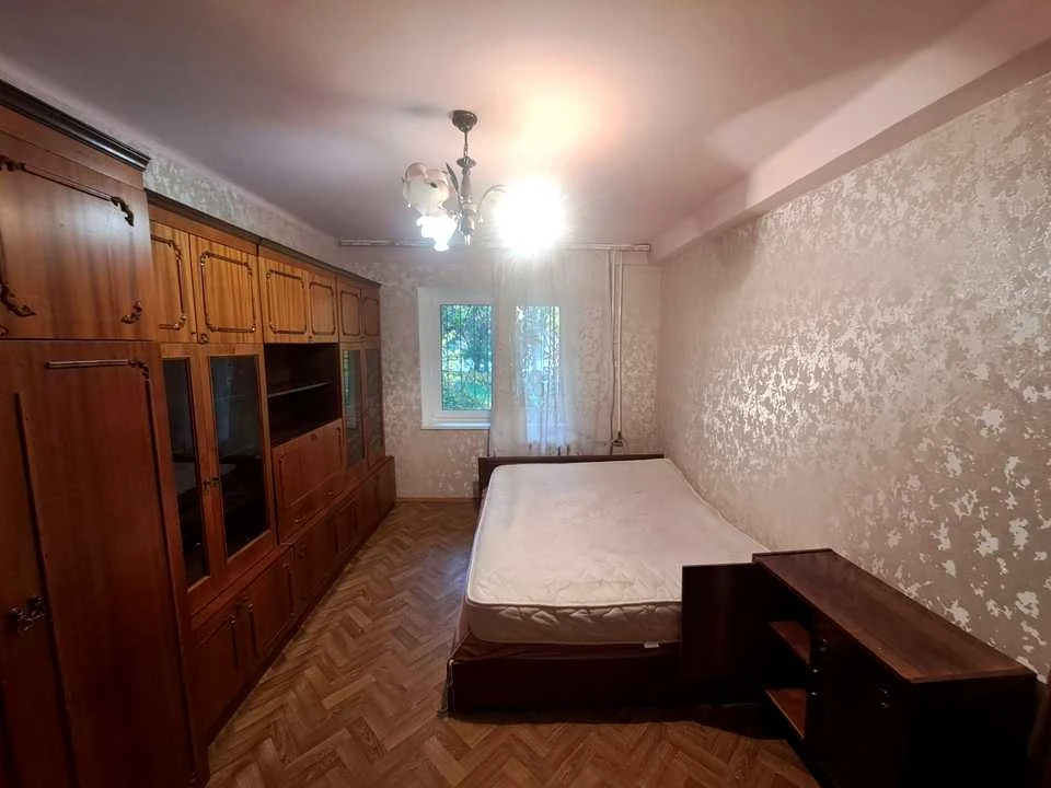Квартира. Ореста Левицького, 1