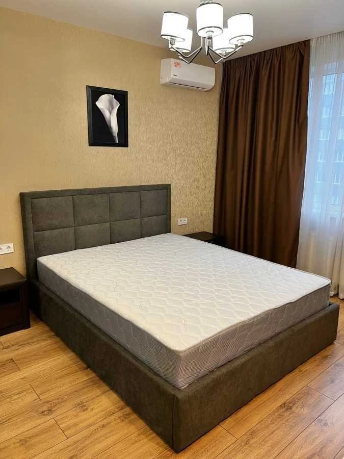 Rent 2-bedroom apartment 50 m², Berezaysky, 5В