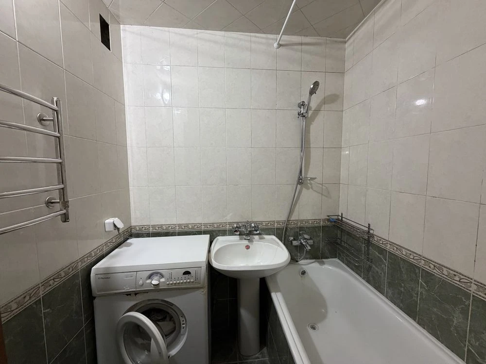 Продаж 3-кімн. 67 м2. Цегляний газовий будинок Корольова Таі