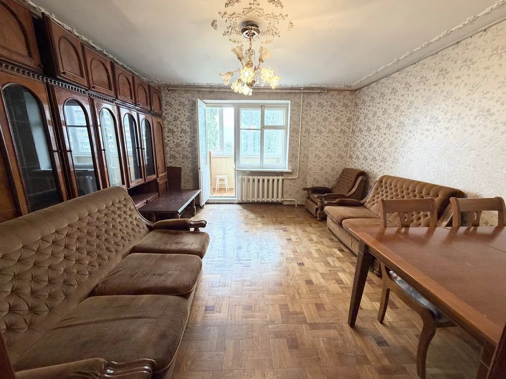 Продаж 3-кімн. 67 м2. Цегляний газовий будинок Корольова Таі