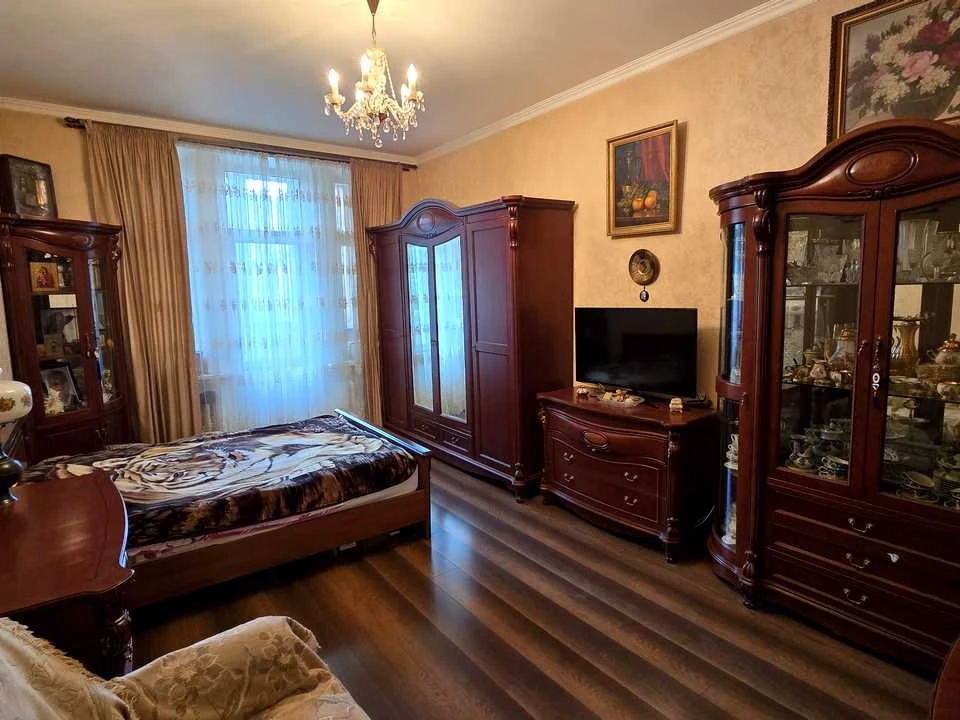 Квартира. Киев, улица Большая Васильковская