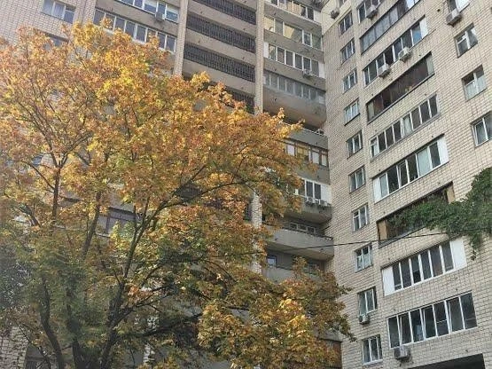 Продаж 1-кімнатної квартири 40.5 м², Флоренції вул., 9