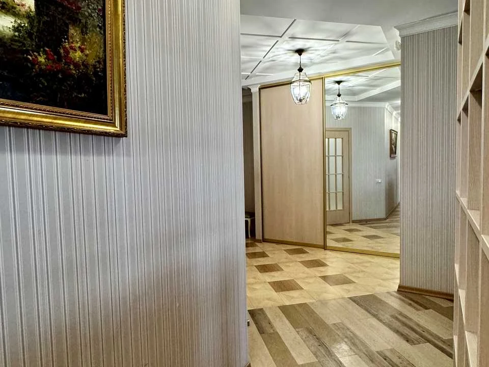 Квартира. Київ, Білоруська вул.