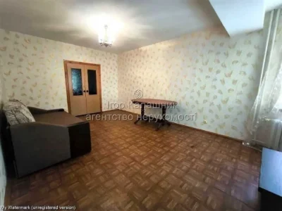 Сдам 3-комнатную квартиру 114 м², Вишняківська вул., 9