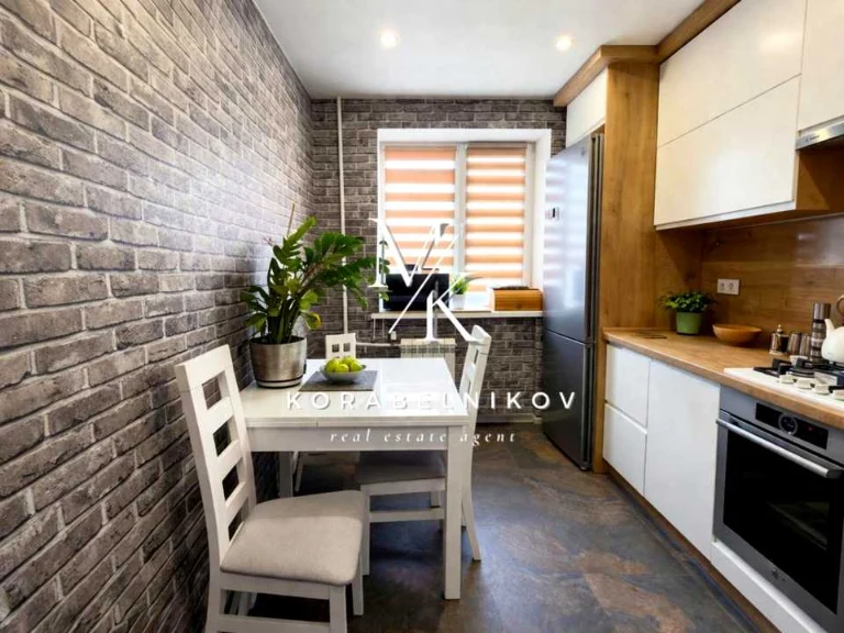 Apartment. Poloveska St., Kyiv