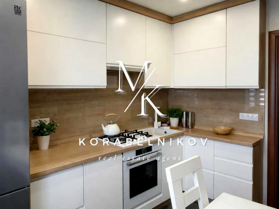 Apartment. Poloveska St., Kyiv