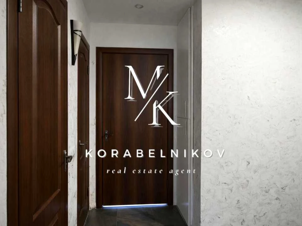 Apartment. Poloveska St., Kyiv