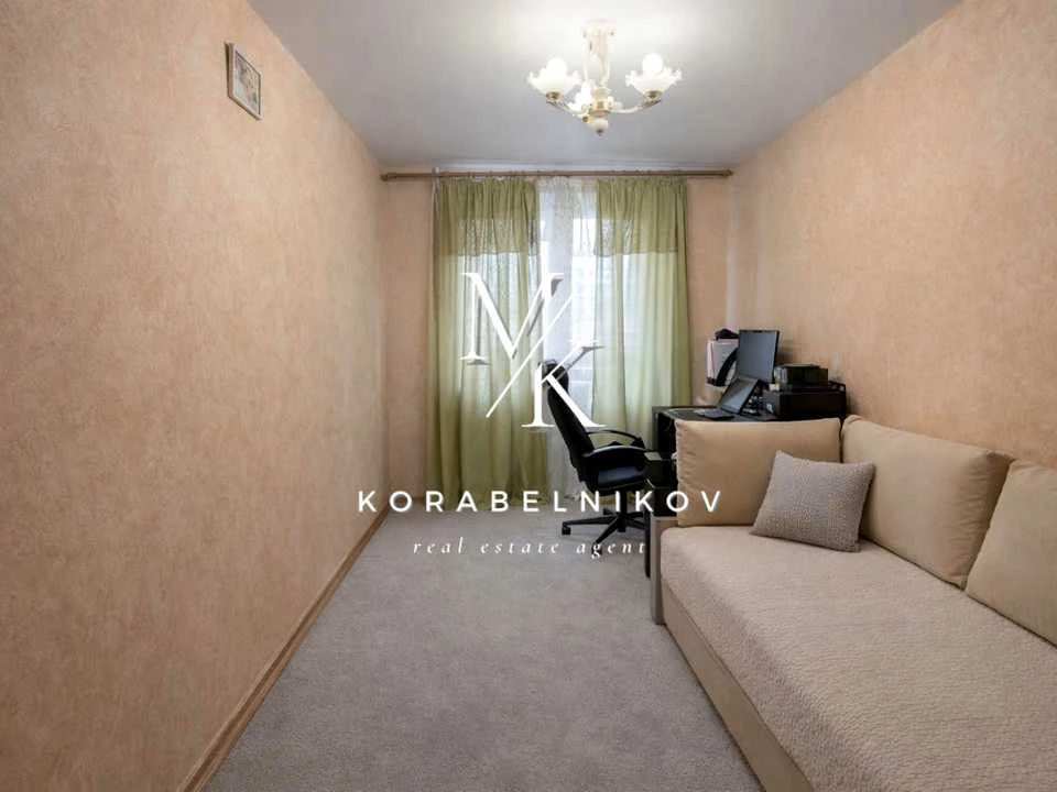 Apartment. Poloveska St., Kyiv