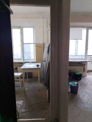 Квартира 2 кімнати під ремонт, вул. Юрія Глушка 10а