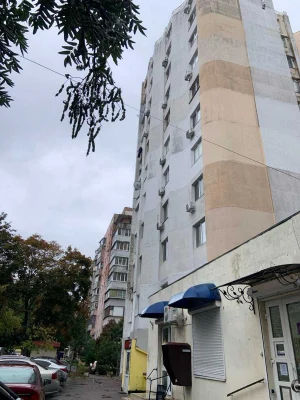 Продається 2-кімнатна квартира в новому будинку Головковська/Михайлівська/