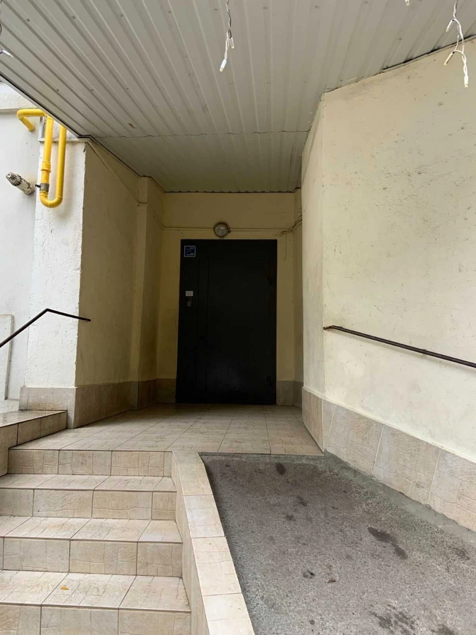 Продається 2-кімнатна квартира в новому будинку Головковська/Михайлівська/