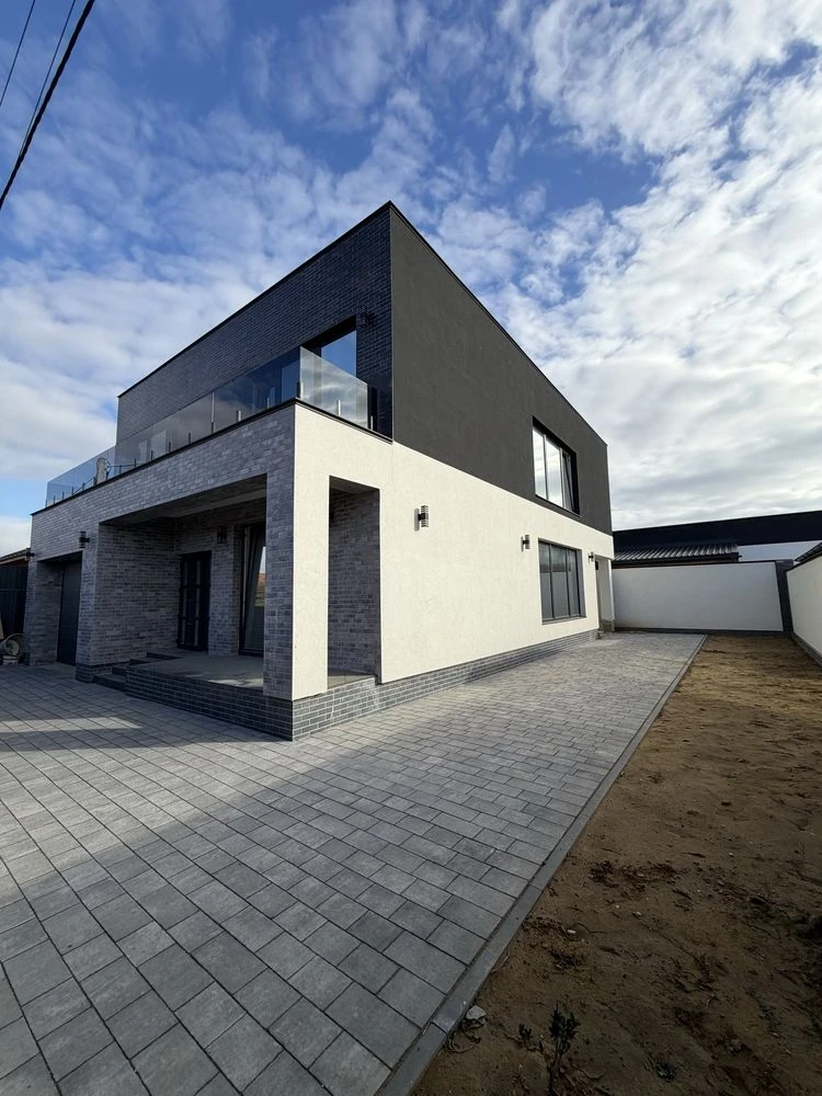 Sale of house in Tabla area