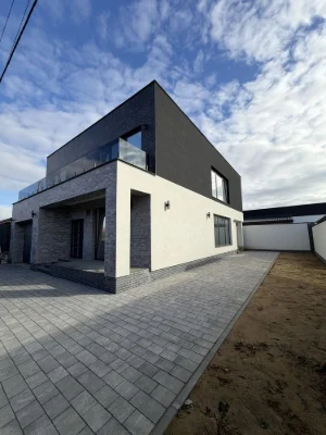 Sale of house in Tabla area