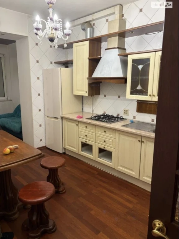 Long-Term Rental, Center Apartment