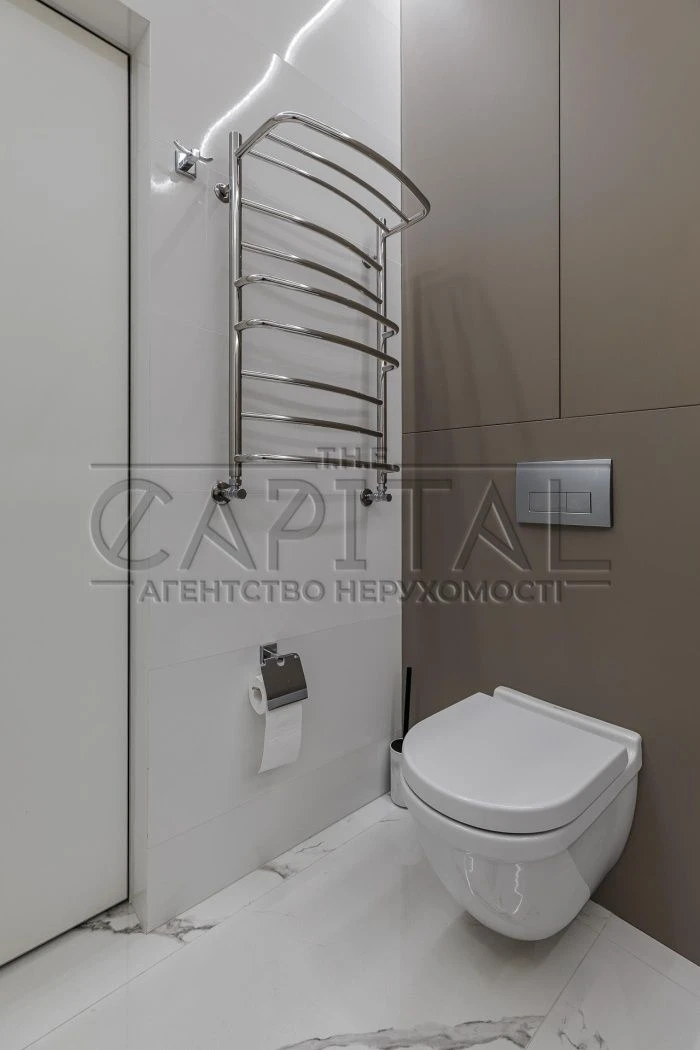Stylish 3-bedroom apartment 100m2/9floor, in the "French Quarter" residential complex