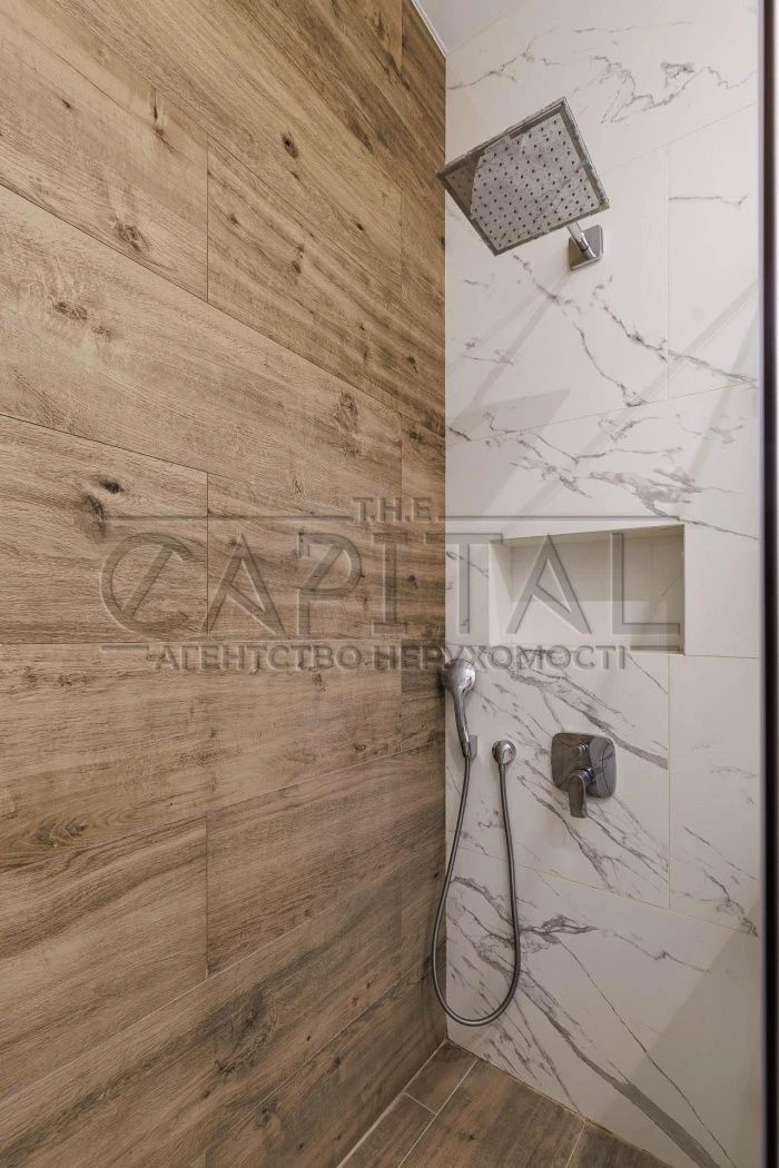 Stylish 3-bedroom apartment 100m2/9floor, in the "French Quarter" residential complex
