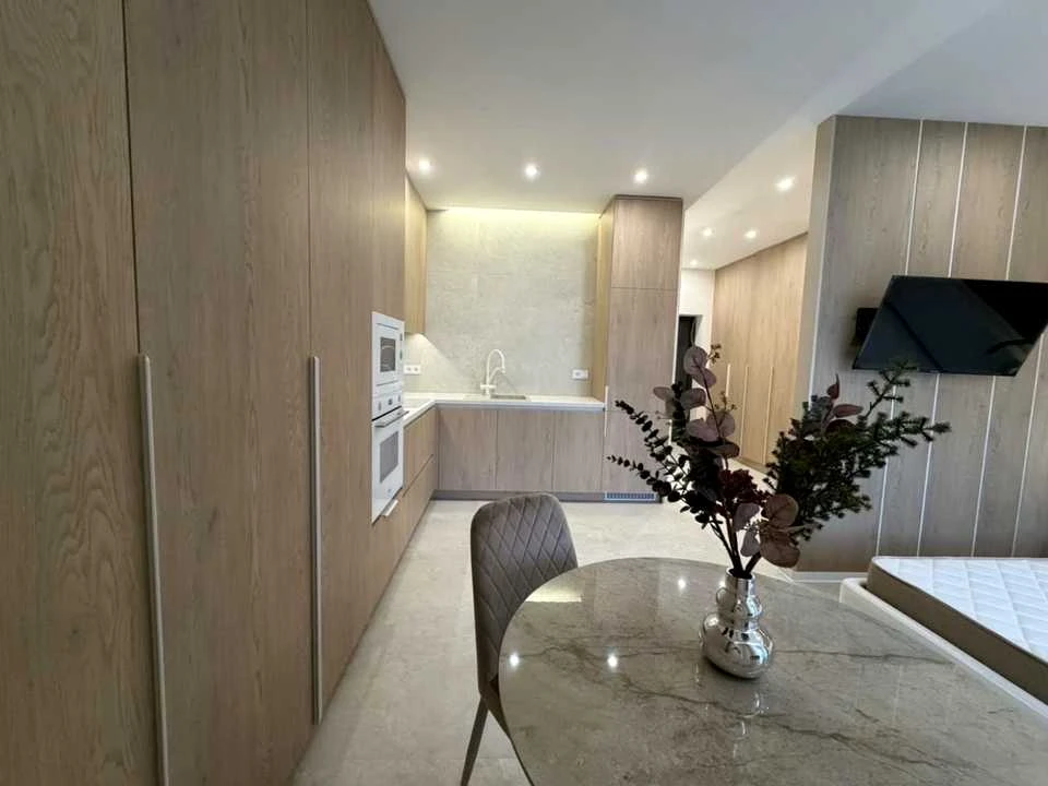 Apartment. Uzhhorod, University Street