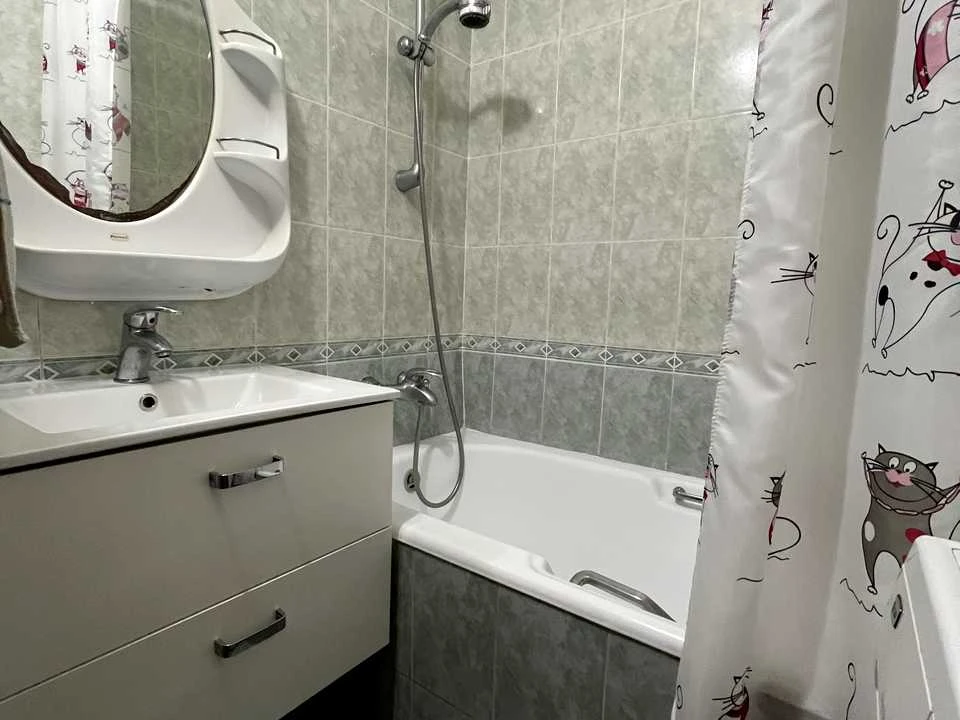 Квартира. Київ, Автозаводська вулиця