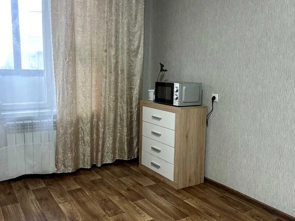 Квартира. Київ, вулиця Наталії Ужвій.
