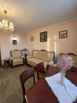 Sale of a 2-room apartment near the Pogulanka park on George Washington Street