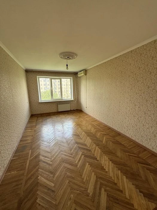 Балковская / Дюковские бани Продам 4-х комнатную квартиру