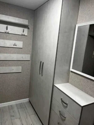 Продам 2 комнатную  квартиру   пр Слобожанский Калиновая Кол