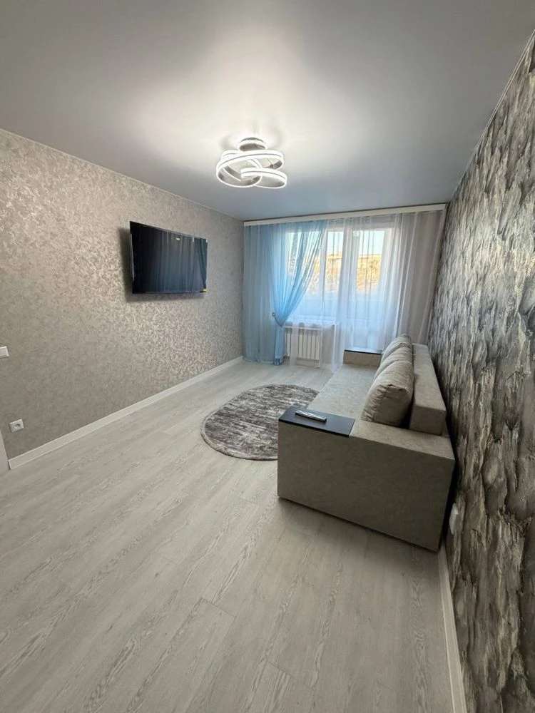 For Sale: 2-bedroom apartment with furniture and renovation (Student Metro)