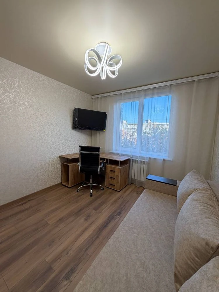 For Sale: 2-bedroom apartment with furniture and renovation (Student Metro)