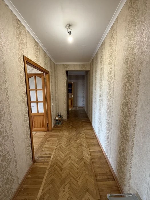 Балковская / Дюковские бани Продам 4-х комнатную квартиру