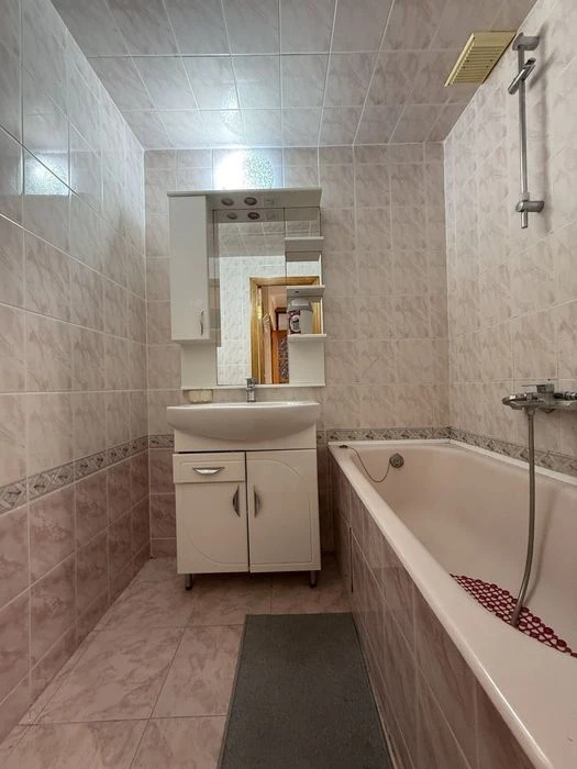 Балковская / Дюковские бани Продам 4-х комнатную квартиру