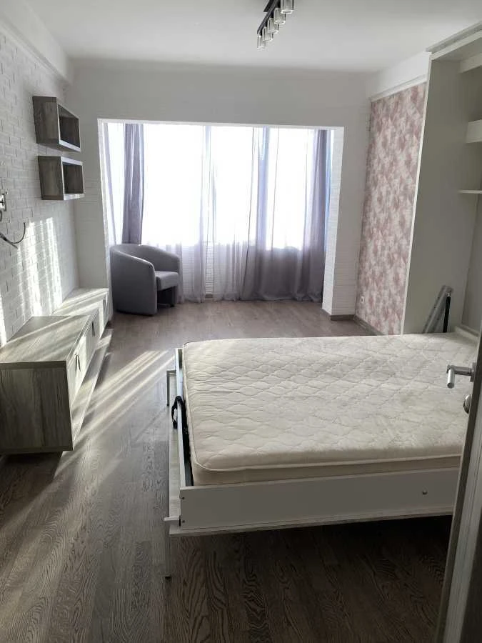 Rent 2-bedroom apartment 53 sq m, Bereznyakov Street, 12