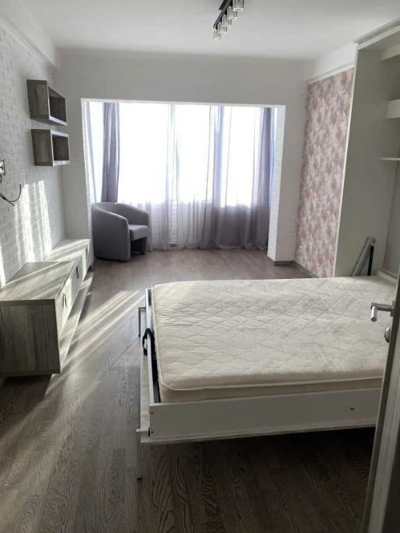 Rent 2-bedroom apartment 53 sq m, Bereznyakov Street, 12