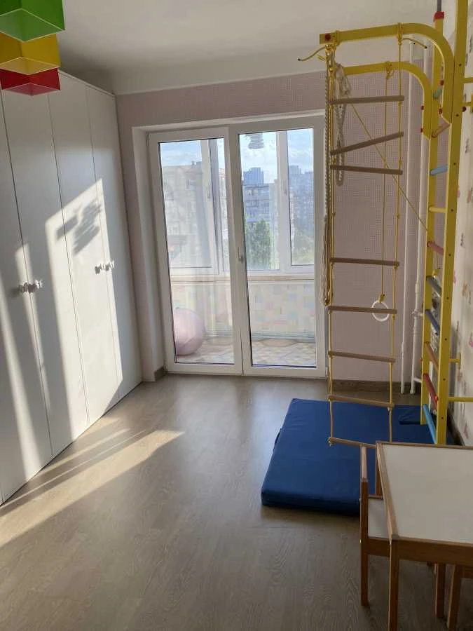 Rent 2-bedroom apartment 53 sq m, Bereznyakov Street, 12