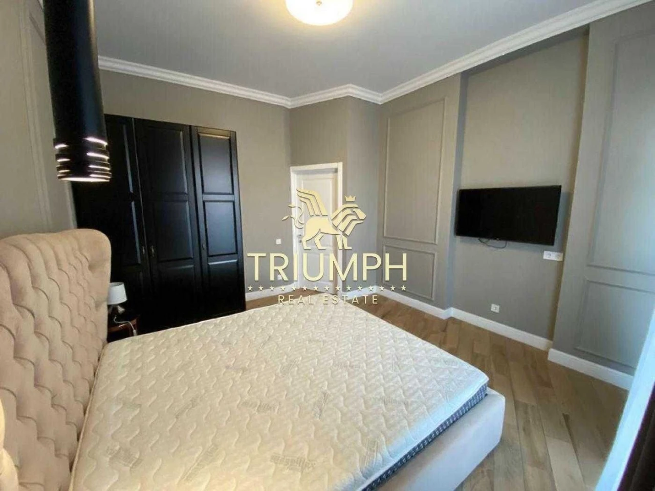 ЖК "Квартет" | Євро-трiйка 93 м² | Гардероб | Генера