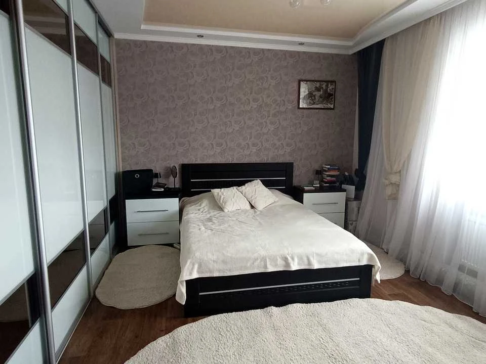 Apartment. Kamianets-Podilskyi, Heroiv Mariupol Prospekt